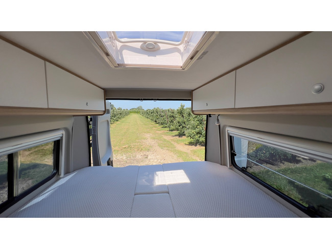 Roadcar R 640 (pössl Groep) Lengtebedden/165PK/Luifel/fietsenrek/Nieuwstaat foto: 20