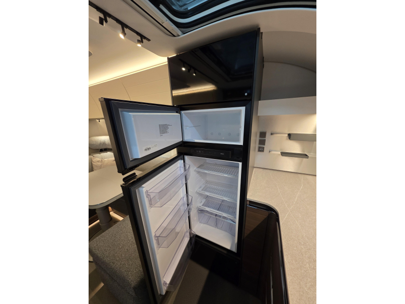 Adria Alpina 663 HT  foto: 12