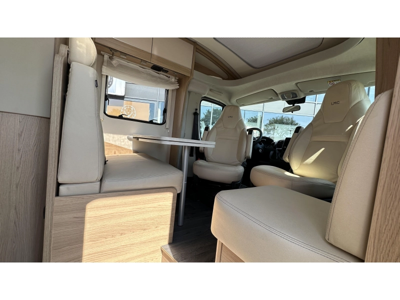 LMC Cruiser V 646 G 70jr Jubileum-Autom-NAVI  foto: 17