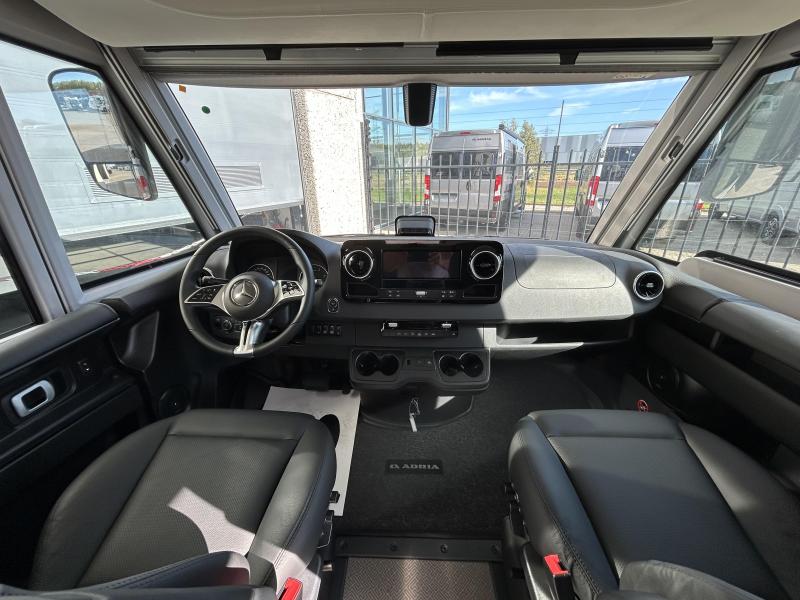 Adria Supersonic 780 SL  foto: 8