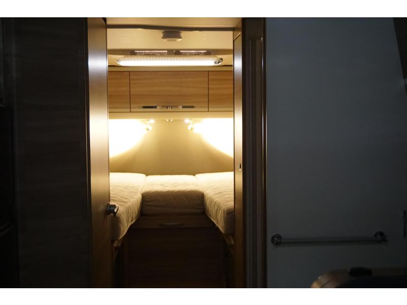 Adria Coral Supreme S 670 SL Auto-levelsyst-Sat-Solar  foto: 18