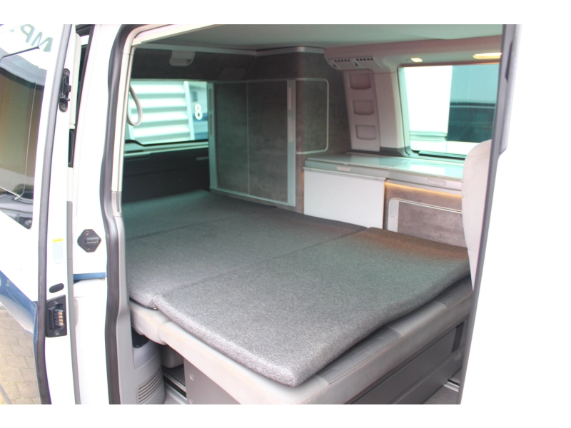 Volkswagen California Ocean T6.1 foto: 2
