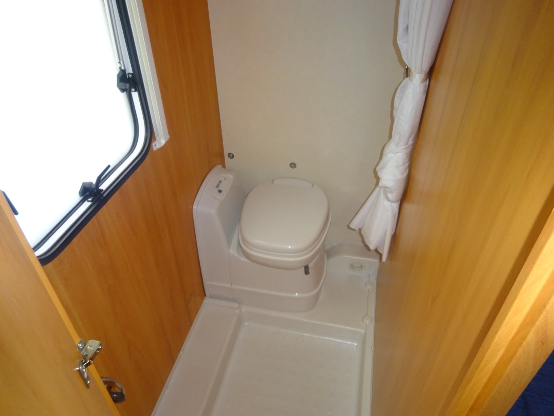 Wilk Blue star 560 HTD + Mover+Airco foto: 13