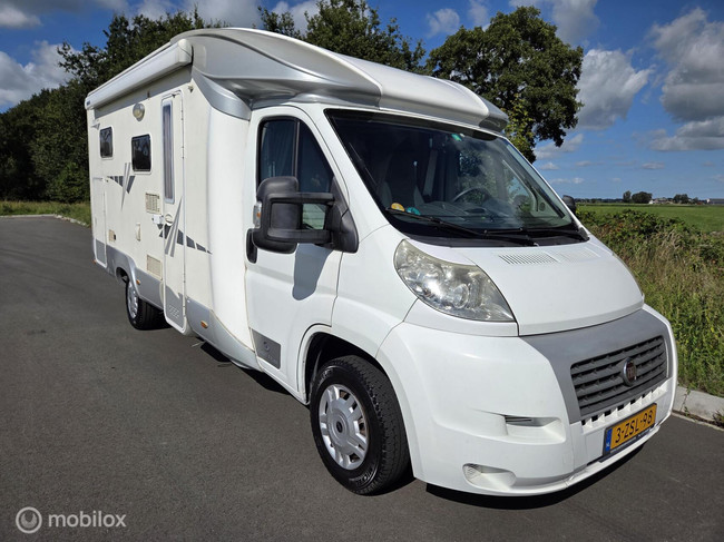 Giottiline THERRY T32 enkele bedden ☆131PK, EURO4, SOLAR☆ foto: 0