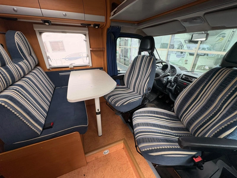 Dethleffs Globebus T 2 Airco,Vastbed,Luifel  foto: 10
