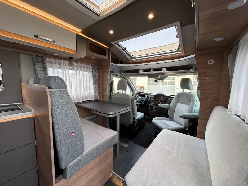 Weinsberg CaraLoft 650 MF Ex-verhuur  foto: 11