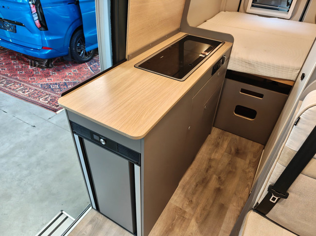 LMC INNOVAN 600 140PK Skyroof , Solar, Facelift foto: 9