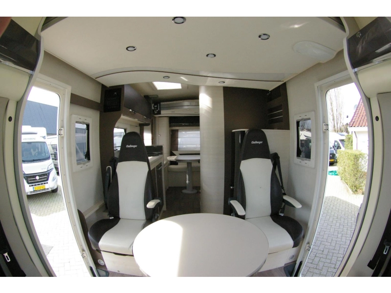 Challenger Mageo 291 Cruise Edition Top-Layout, 2x Hubbett. Foto: 8