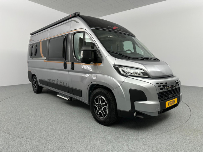 Malibu Van Diversity 600 DB K Charming GT Skyview foto: 0