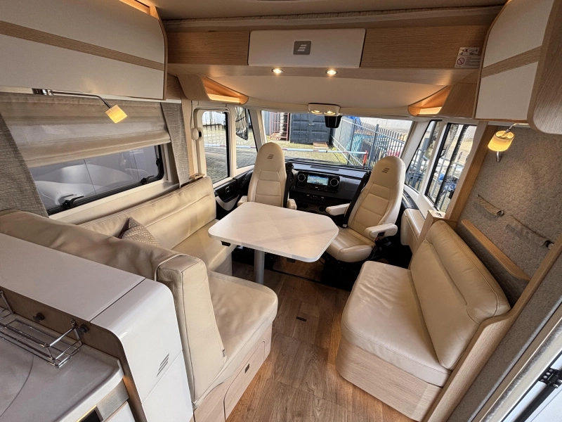 Hymer B ML I 880 Aire acondicionado, antena parab&oacute;lica, autom&aacute;tico foto: 9