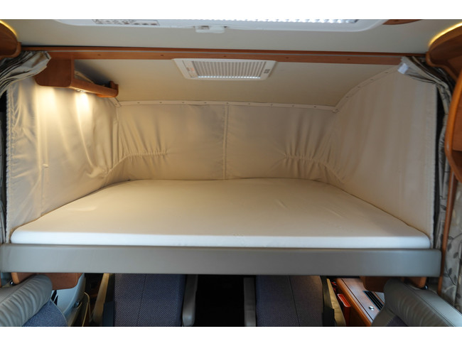 Carthago CHIC C-LINE I XL 5.5 LE 3.0 177 PK VOL OPTIES !! LENGTEBEDDEN HEFBED LEVELSYSTEEM 4 ZONNEPANELEN 2x 200AH LITHIUMACCU’S TV foto: 16