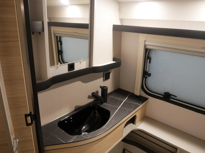 Eriba Touring 642 Modelo 2026 foto: 7
