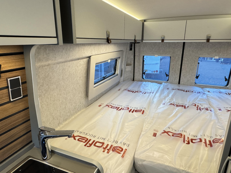 Hymer Yosemite - hefdak - Automaat -  foto: 10