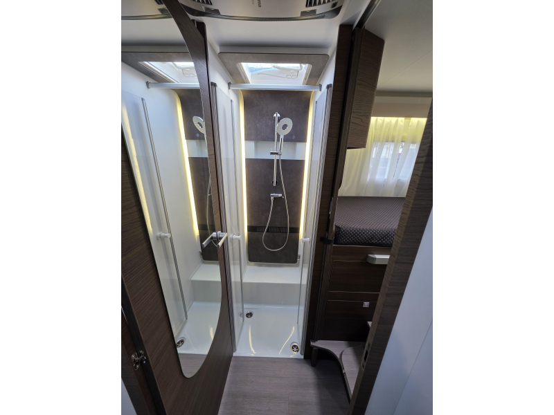 Adria Coral Supreme MB 670 DL  foto: 21