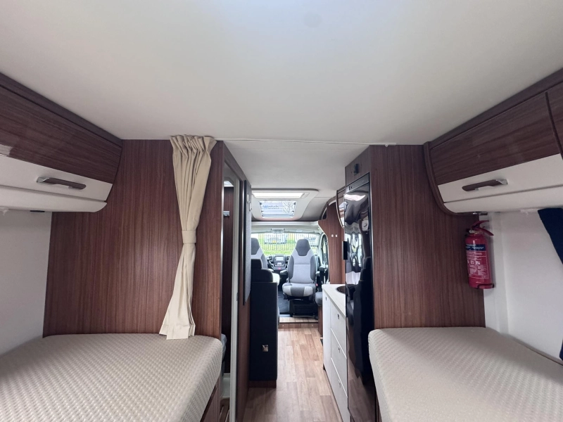 Dethleffs Advantage 6611 T  foto: 17