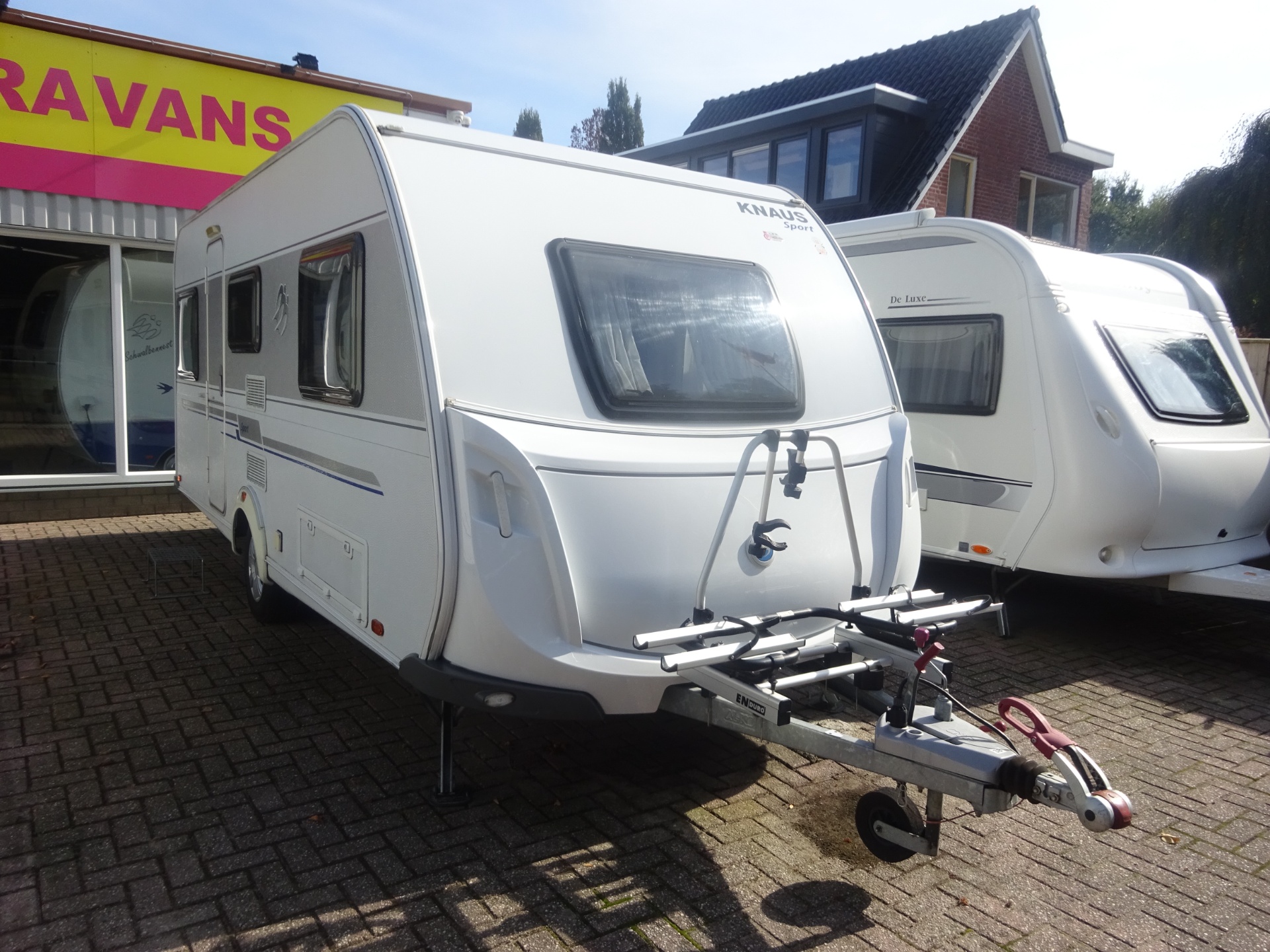 Knaus Sport 500 Enkele Bedden+Rondzit+Mover
