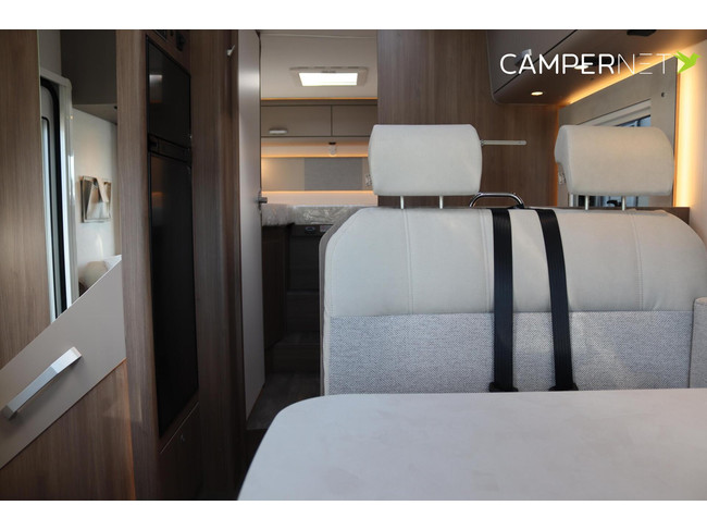 Carado I447 140hp Automatic | Single beds 215cm! | Drop-down bed | Pro + package | Fiat 10'' multimedia system | Oven | Reversing camera | N photo: 8