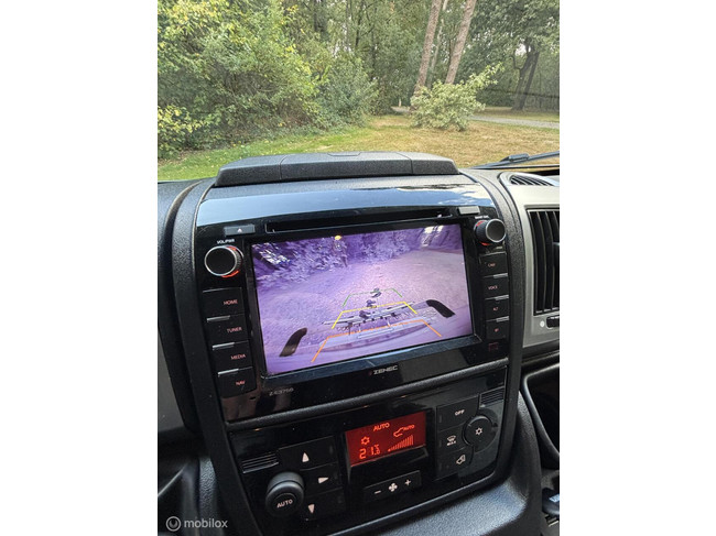 LMC Breezer H737 G Fiat 2.3 150pk Euro 6 | Enkele-bedden | Hefbed | Aparte douche/ wc | XXL Garage | Camera | Fietsendrager | 63dkm foto: 19