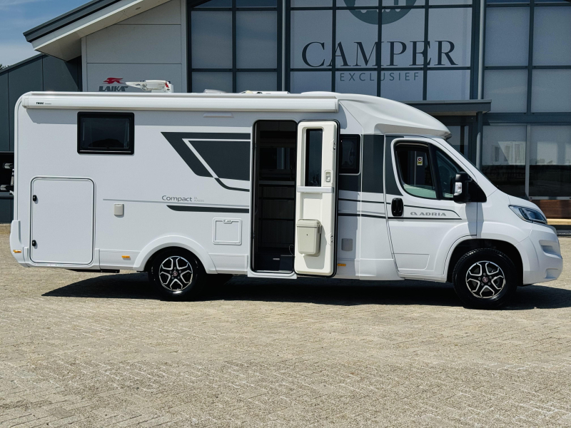 Adria Compact Axess DL Automaat 180PK  foto: 4