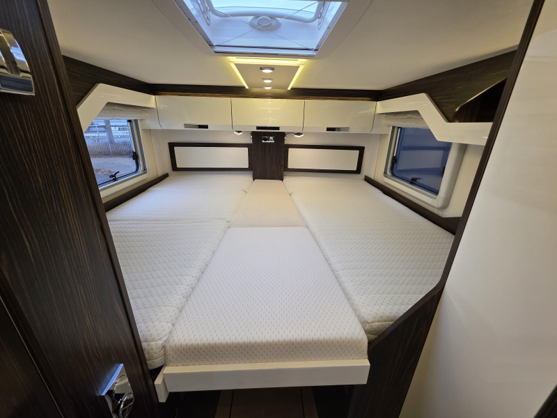 Bürstner Elegance 728 G  foto: 12