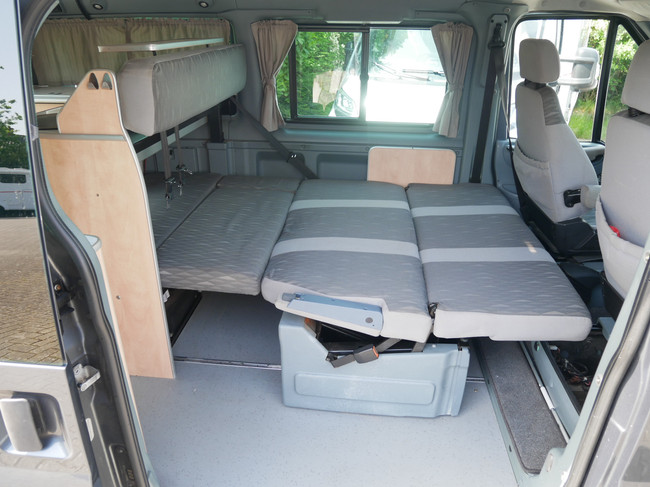 Ford Nugget, Vast Hoogdak, 5 Zit / 4 Slaapplaatsen foto: 14