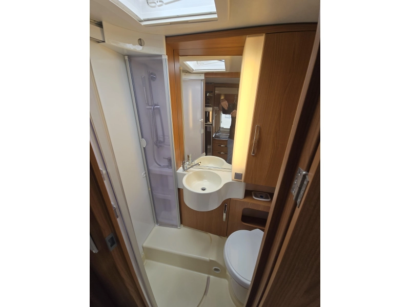 Hymer T 674 SL Star Edition 2010  foto: 20