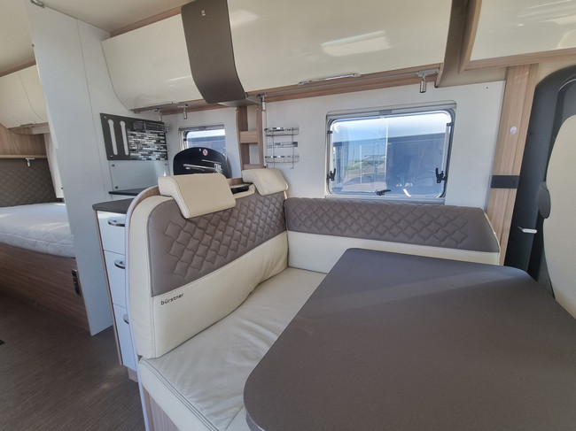 B&uuml;rstner Ixeo I720 Champagne Fiat foto: 13