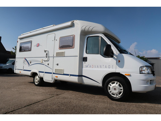 Dethleffs Advantage T6611 | KEURIGE STAAT | ENKELE BEDDEN | 2X Maxxfan Dethleffs Advantage T6611 | KEURIGE STAAT | ENKELE BEDDEN foto: 18