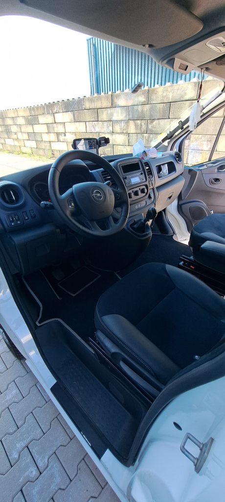 Opel Vivaro L2H2 foto: 5