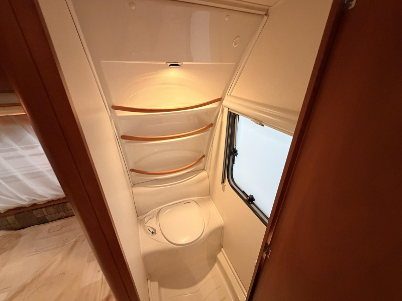 Chateau Calista 450 +Voortent+Mover+1300KG  foto: 12