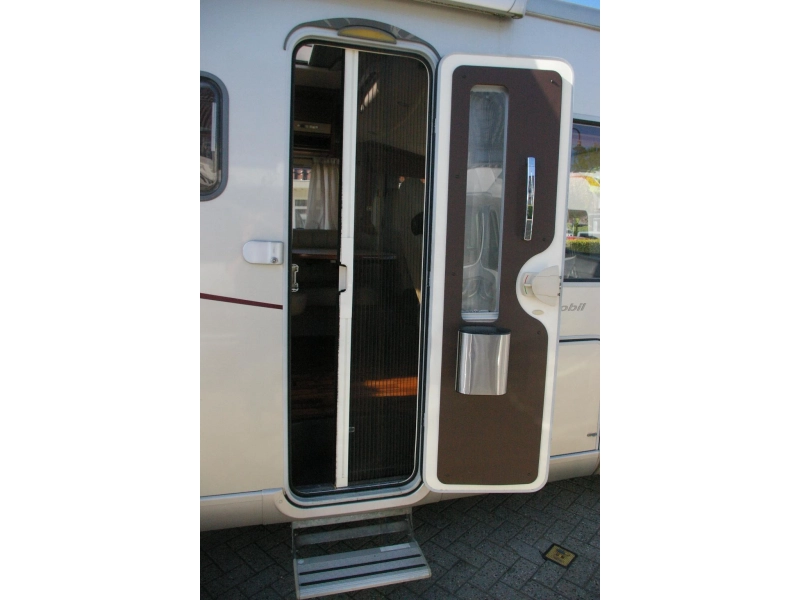 Hymer B klasse 578 Enkele bedden, XXL Garage  foto: 7