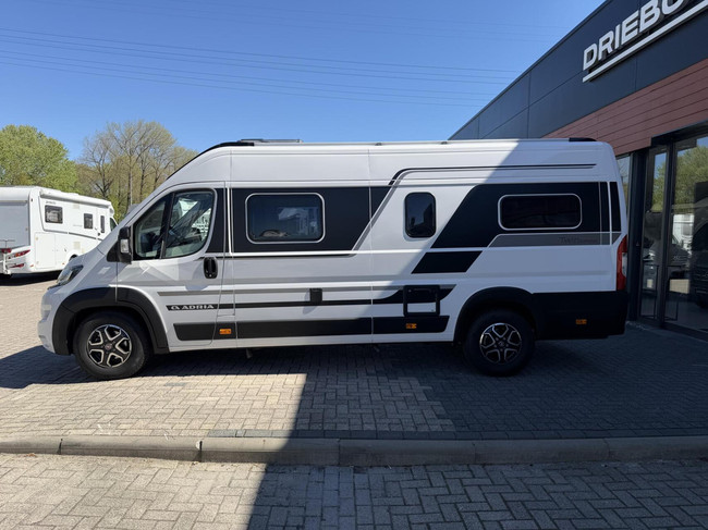 Adria Twin Supreme 640 SGX 9T-Automatic Solar Panel Lithium Maxxfan photo: 6