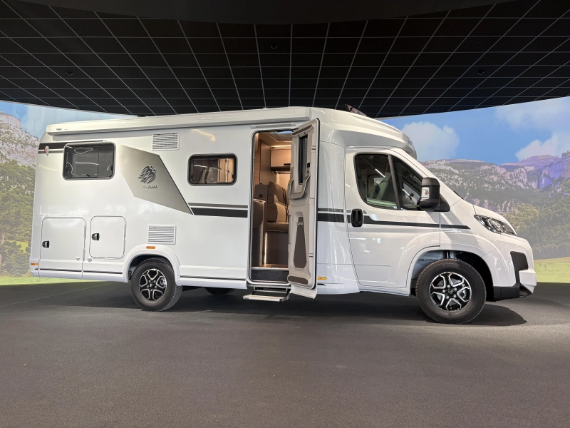 Knaus L!ve Ti 650 MEG Platinum / camas bajas foto: 5