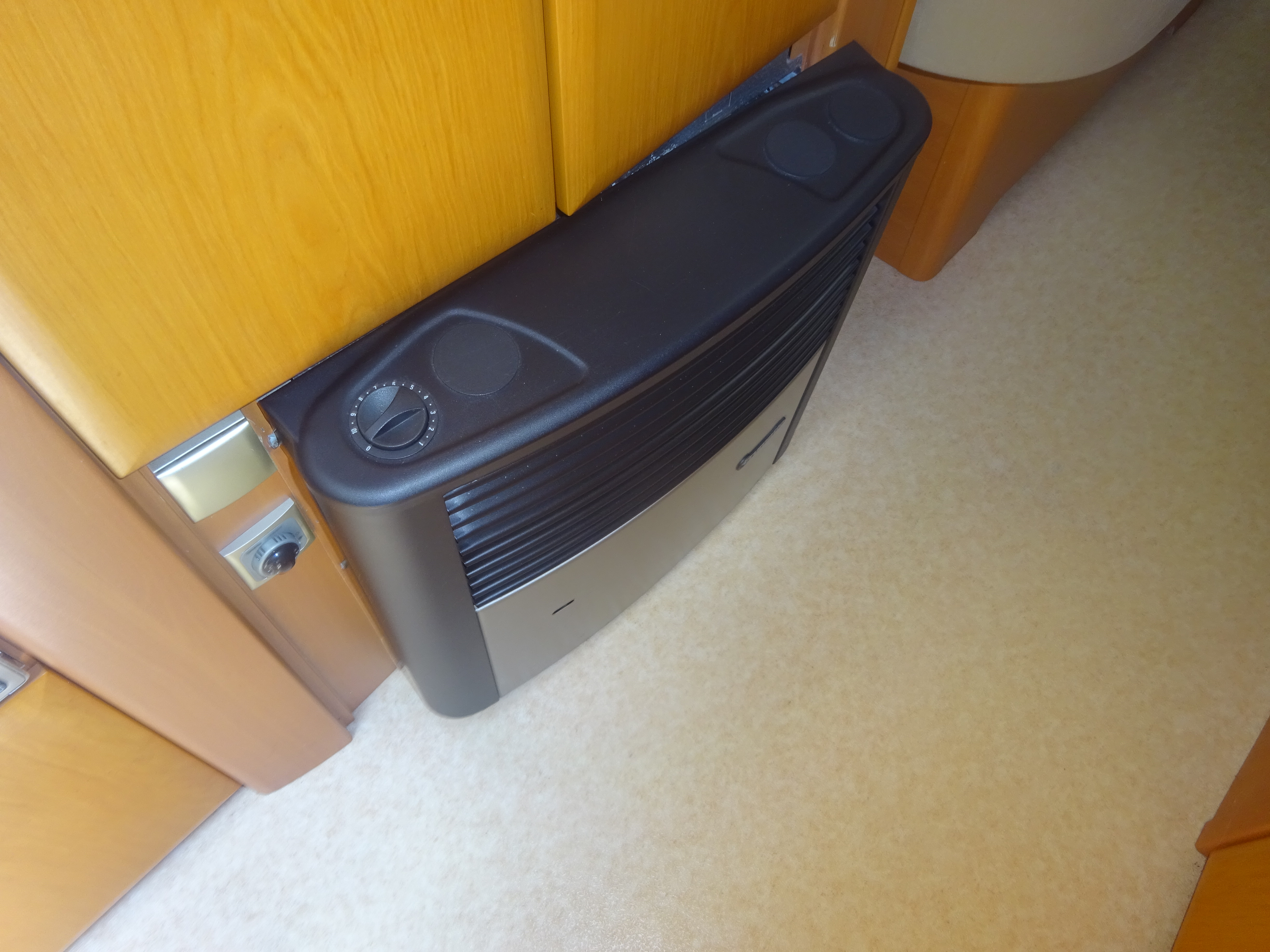 Fendt Diamant 550TG Enkele Bedden + Mover+ Airco foto: 16