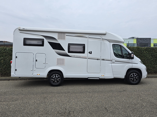 Hobby OPTIMA ONTOUR V65 GE SLECHTS 16.839 KM !! LUCHTVERING LENGTEBEDDEN TV + SATELLIET ZONNEPANEEL DRAAISTOELEN foto: 5