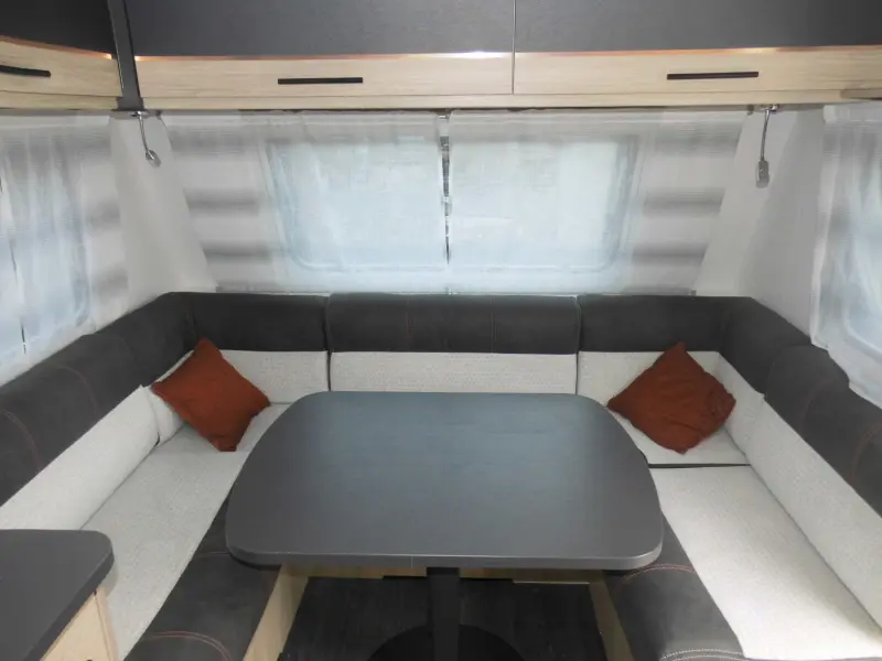 Sterckeman Graphite 470 CP Cassetteluifel, mover!  foto: 2