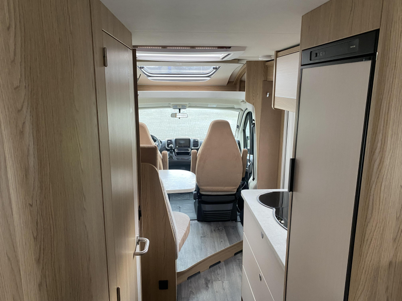 LMC Cruiser T 662 T jong gebruikt  foto: 20