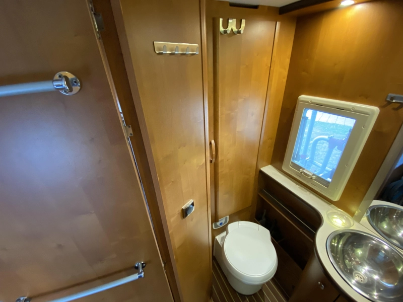 Rapido 7065+ F Dakairco | Luxe Compleet  foto: 17