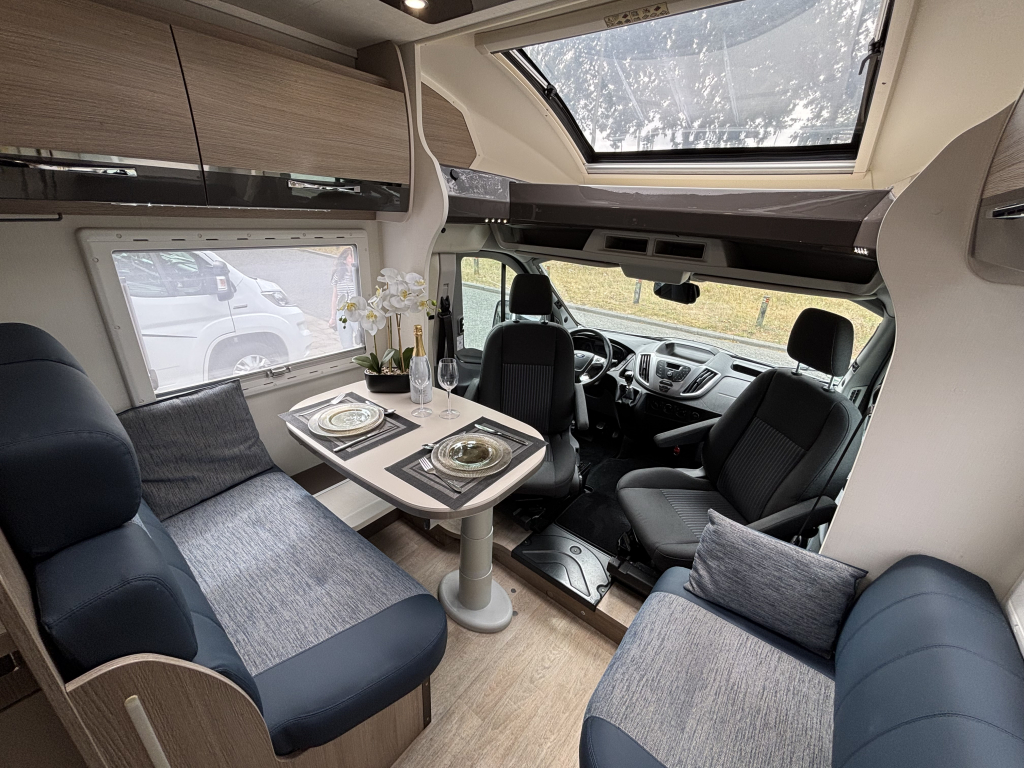 Challenger Genesis 377 EURO 6 ENKELE BEDDEN DIESELKACHEL  foto: 1