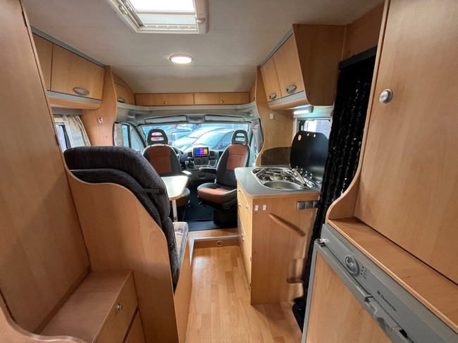 Adria Coral Sport S 575 Sp Carplay Portabicicletas TV 4 cinturones foto: 18