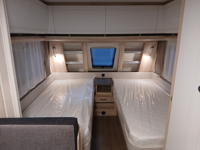 Hobby De Luxe 460 SL  foto: 4