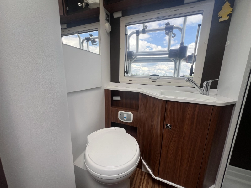 Adria Matrix M 670 SLT | Muy Completo foto: 16