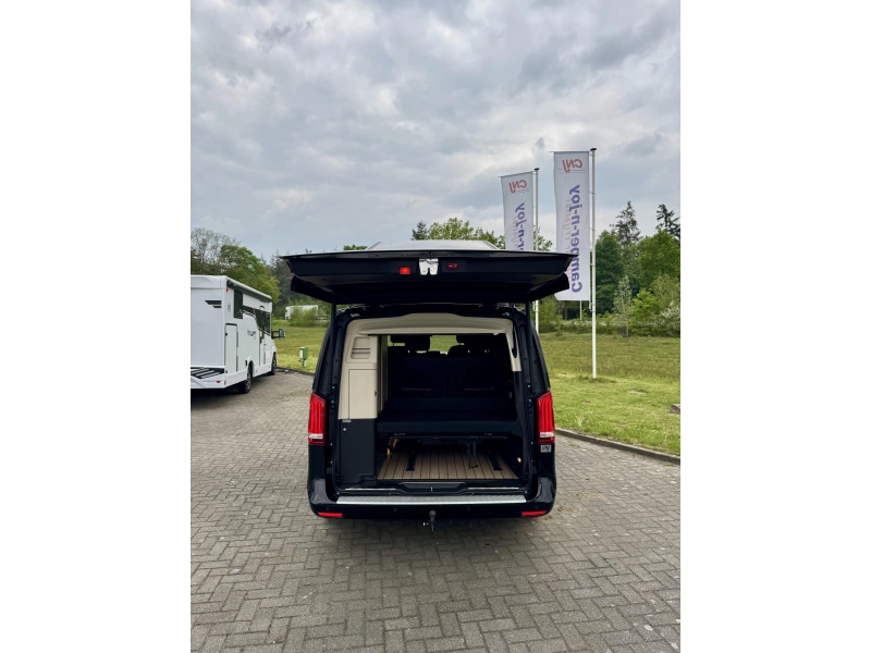 Mercedes-Benz V-Class Marco Polo 220 photo: 14