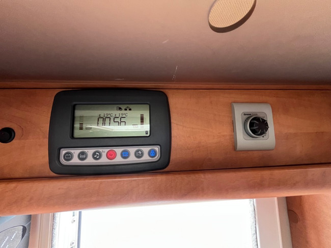 Carthago C-tourer T150 2x Ac Queensbed 150 Pk Zonnepaneel CarPlay Luchtv. foto: 21