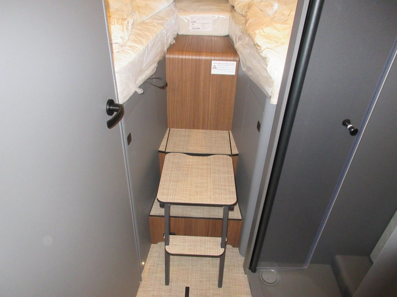 Hymer B-MC I 680 SLC dubbele bodem  foto: 10