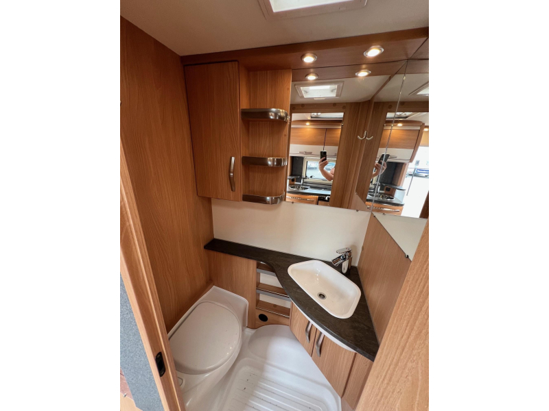 Knaus Sudwind Silver Selection 500 EU mover, luifel, schotel tv  foto: 16