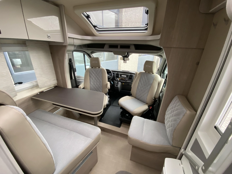 Bürstner Lineo T 690 G Active | Automaat | Actie  foto: 9