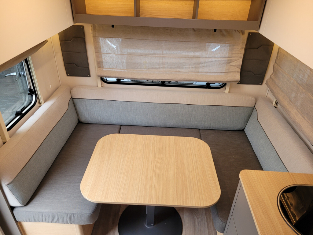 LMC Caravans Tandero 480D foto: 6