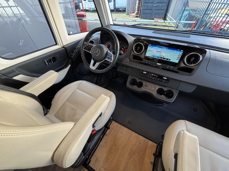 Hymer B ML I 880 Aire acondicionado, antena parab&oacute;lica, autom&aacute;tico foto: 8
