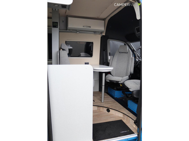 Hymer Free S 600 Blue Evolution 170pk Automaat | Hefdak | 5.93m | Adaptive Cruise | Bearlock | Zonnepanelen | Luifel | Lichtmetalen ve foto: 8